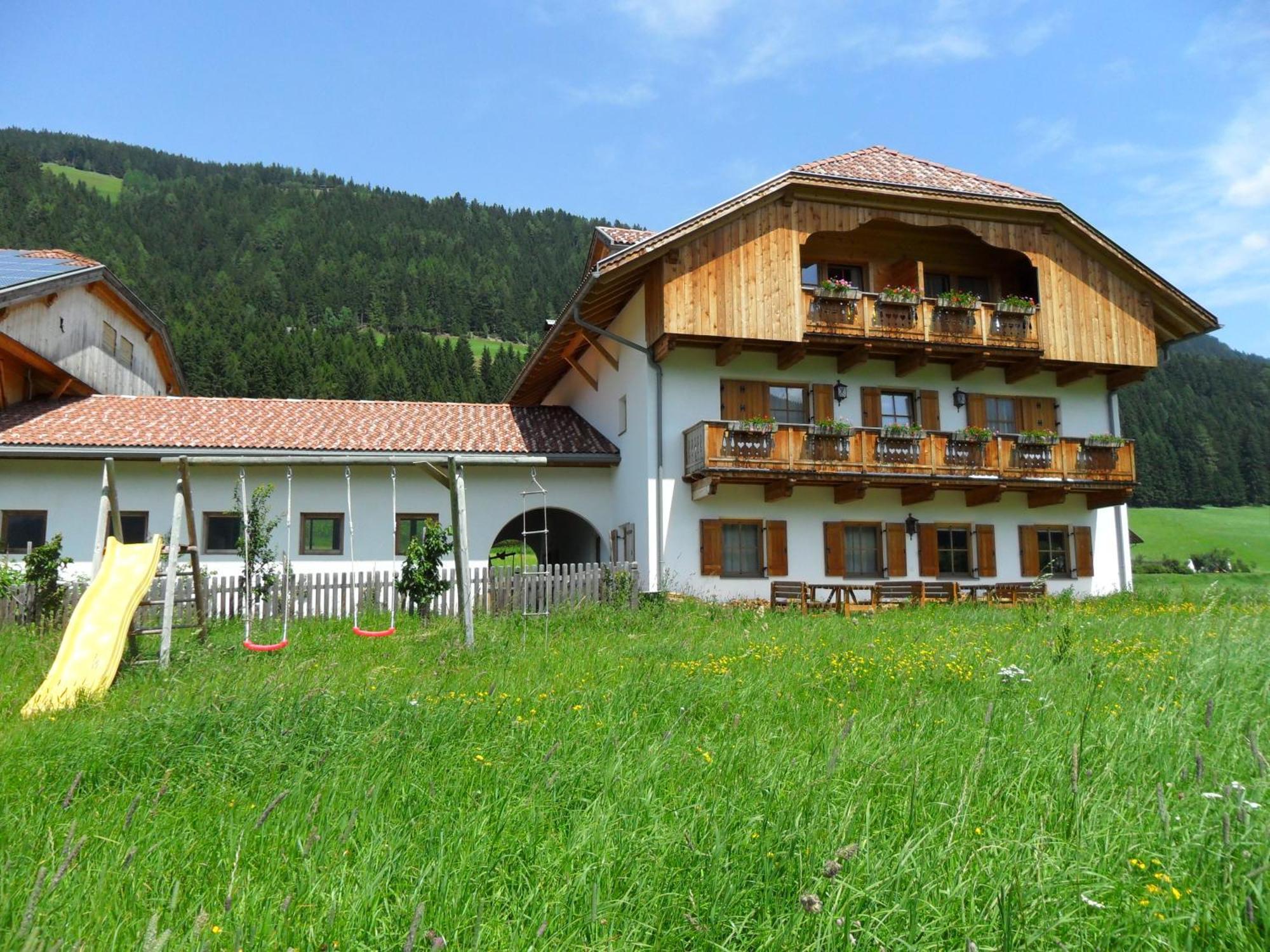 Appartamenti Stauderhof Villabassa Exterior foto
